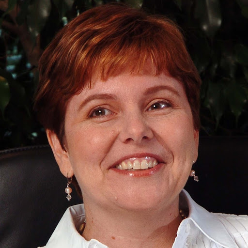 Ruth Cochran Photo 17