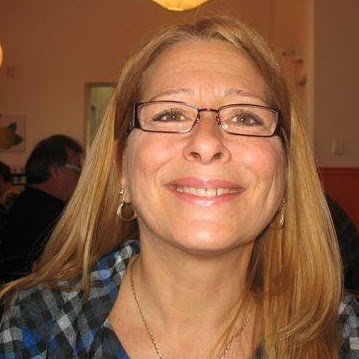 Louise Hamilton Photo 25