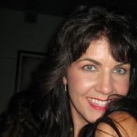 Jennifer Bowden Photo 34