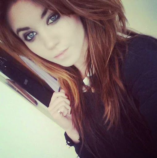 Nicole Garner Photo 15