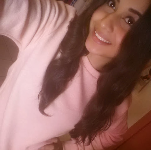 Sandra Munoz Photo 16