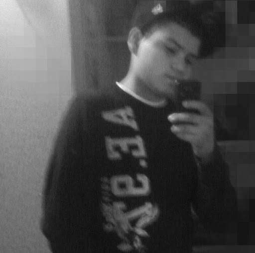 Edward Reyes Photo 16
