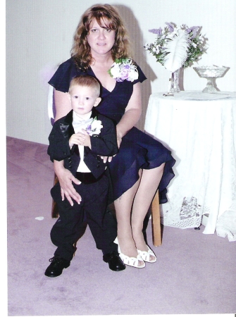 Lisa Hogan Photo 5