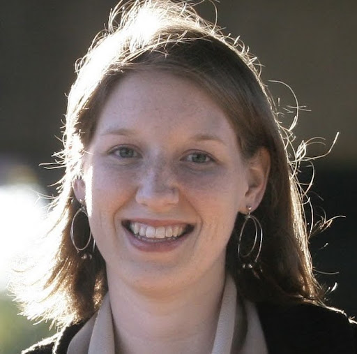 Elizabeth Stephens Photo 35