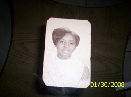 Doris Armstrong Photo 29