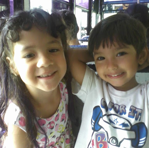 Andres Nevarez Photo 29