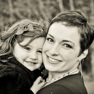 Jennifer Sharp Photo 7