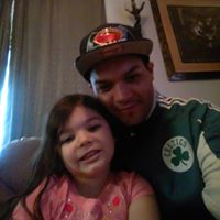 Robert Gonzalez Photo 44