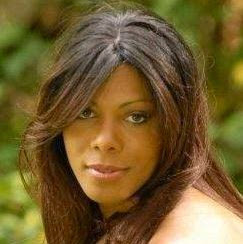 Victoria Courtney Photo 30