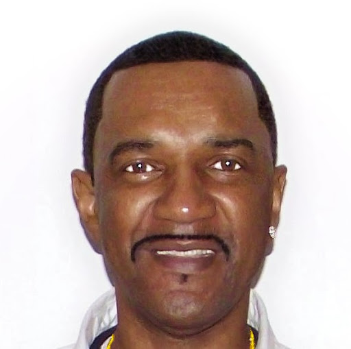 Claude Smith Photo 28
