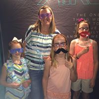 Karen Stringer Photo 28