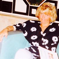 Heather Litchfield Photo 7