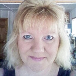 Beth Stout Photo 37