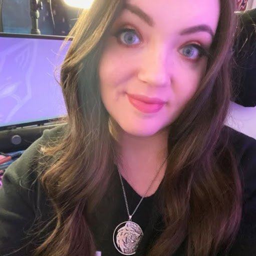 Veronica Davis Photo 32