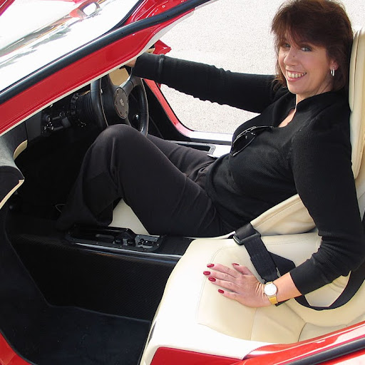 Donna Farrell Photo 31