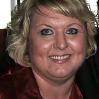 Kelly Bridges Photo 21