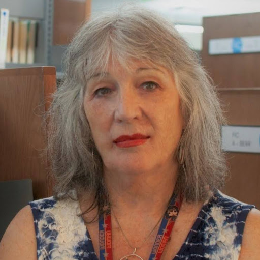 Glenda York Photo 36