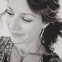 Jennifer Krieger Photo 12