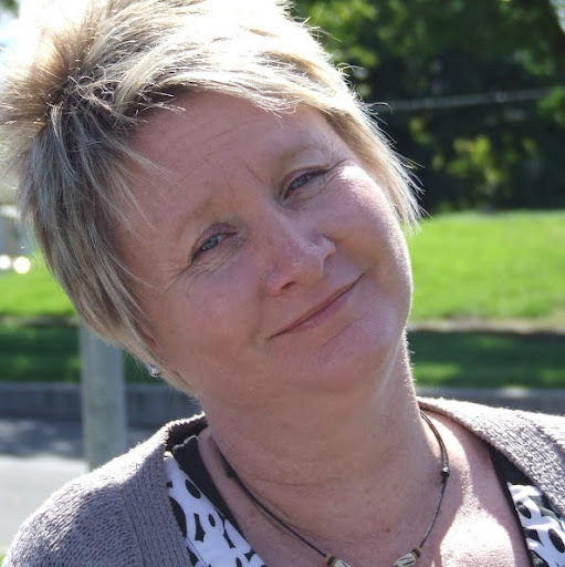 Alison Griffiths Photo 30