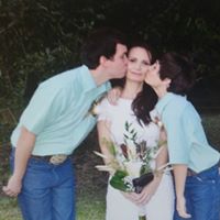 Melissa Carmichael Photo 33