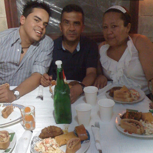 Luis Quero Photo 27