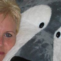 Jayne Lambert Photo 11