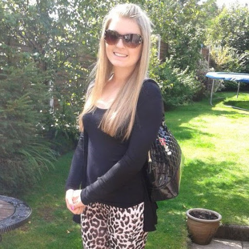 Chelsea Francis Photo 35