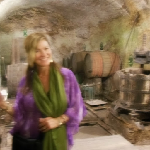 Connie Nielsen Photo 9