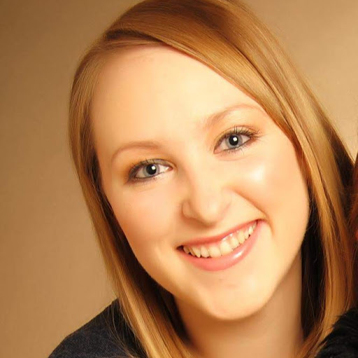Elizabeth Hearn Photo 31