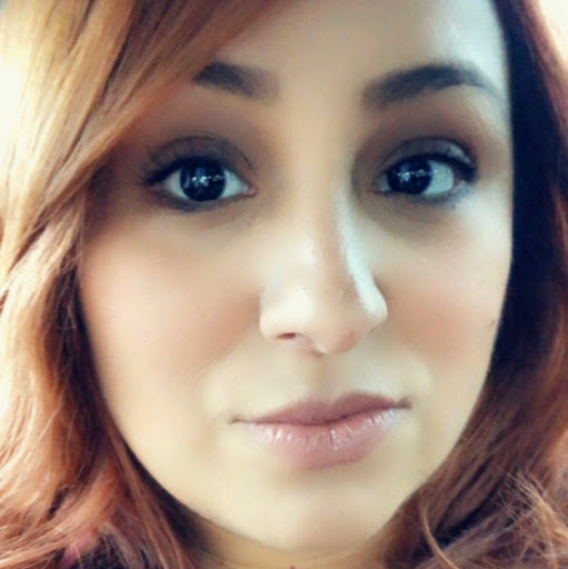 Alejandra Garcia Photo 31