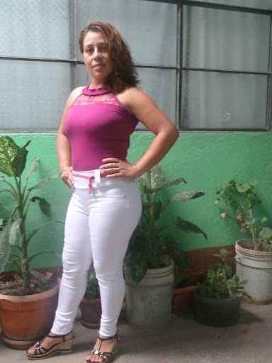 Lilian Gonzalez Photo 14