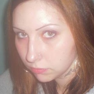 Clara Burns Photo 19