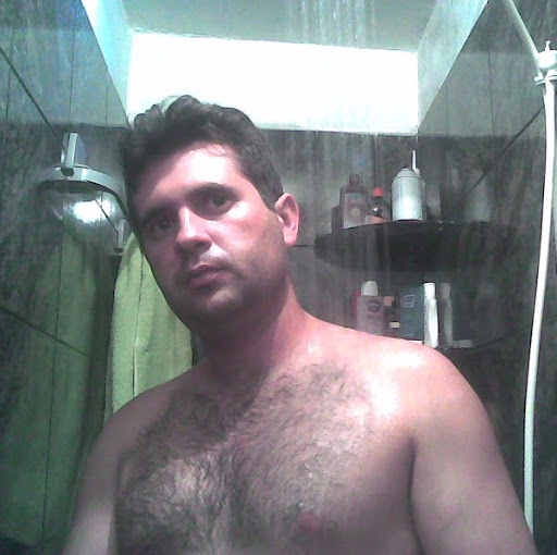 Willian Almeida Photo 9
