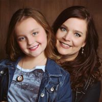 Rebecca Oakley Photo 8