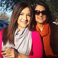 Virginia Flores Photo 36