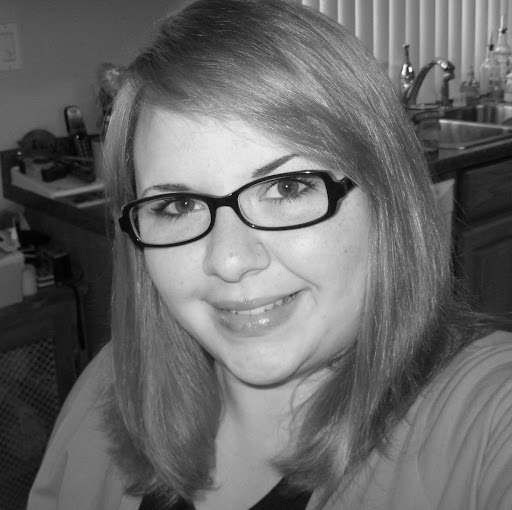 Lisa King Photo 18