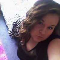 Tia Cook Photo 16