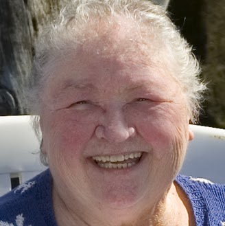 Maxine Young Photo 38