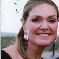 Veronica Lambert Photo 31