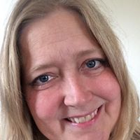 Anne Bergin Photo 7