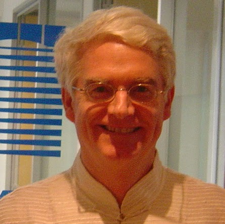 Robert Howe Photo 33