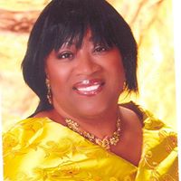 Jacqueline Fields Photo 38