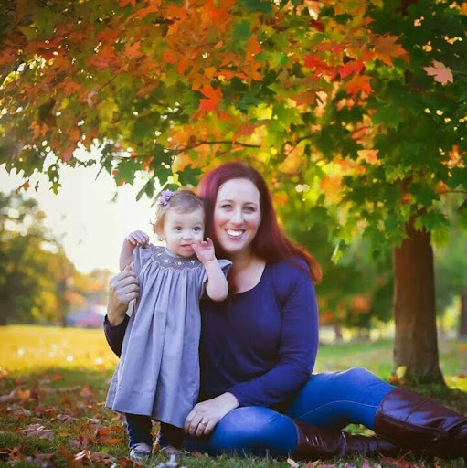Emily Gibbons Photo 7
