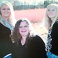 Stephany Robinson Photo 30