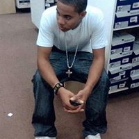 Laron Brown Photo 8
