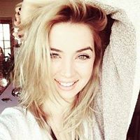 Paulina Rocha Photo 16