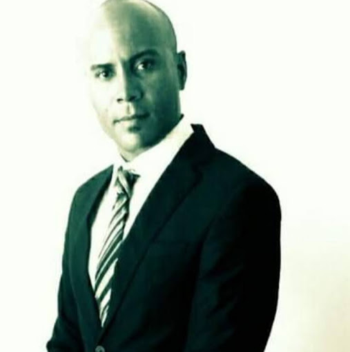 Henry Lara Photo 16