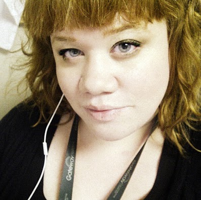Elizabeth Larue Photo 26