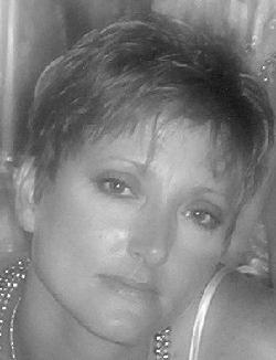 Crystal Hoyt Photo 12