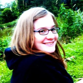 Rachel Laing Photo 9